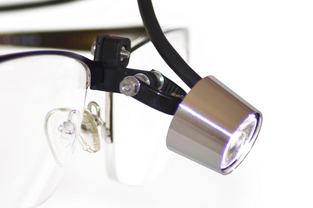 PowerLight lite NLC with different clips PowerLight lite SLA-3D an eigener Brille